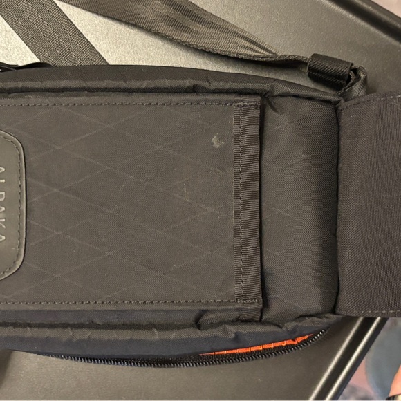 Black Crossbody Bag -Alpaka - Picture 4 of 5